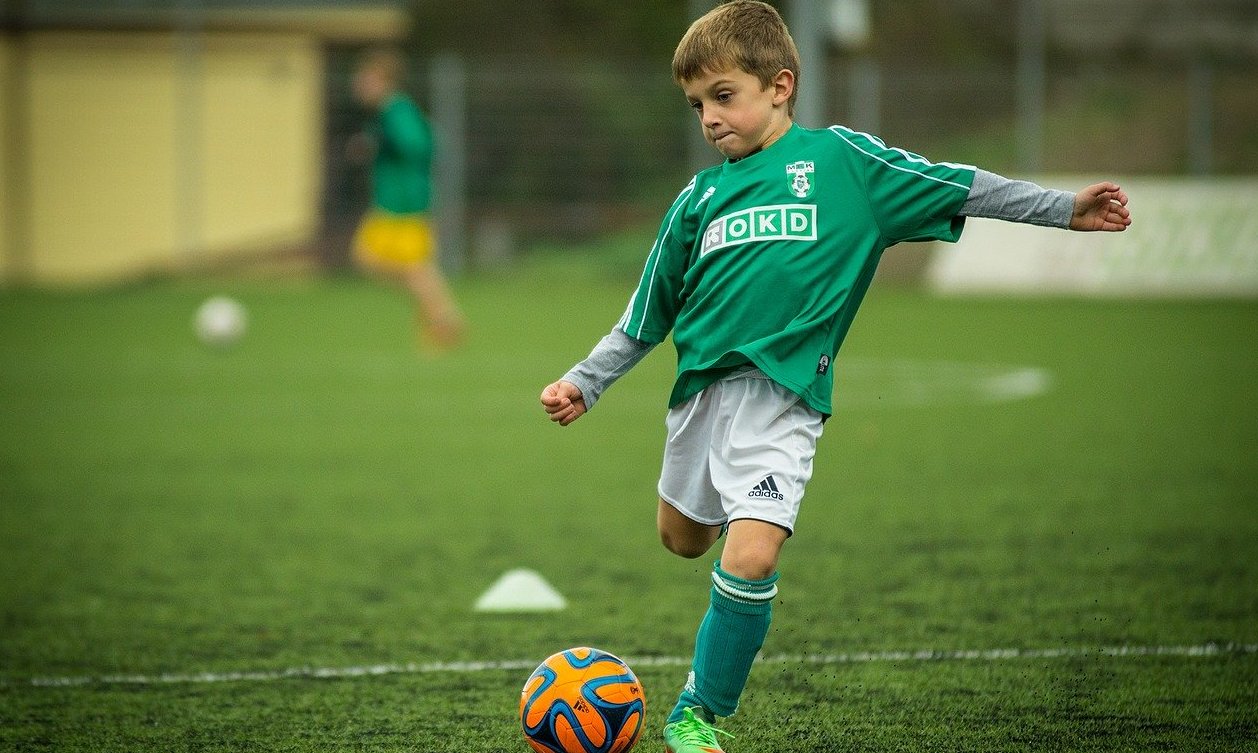 Fútbol: Un deporte que favorece la buena salud física y mental