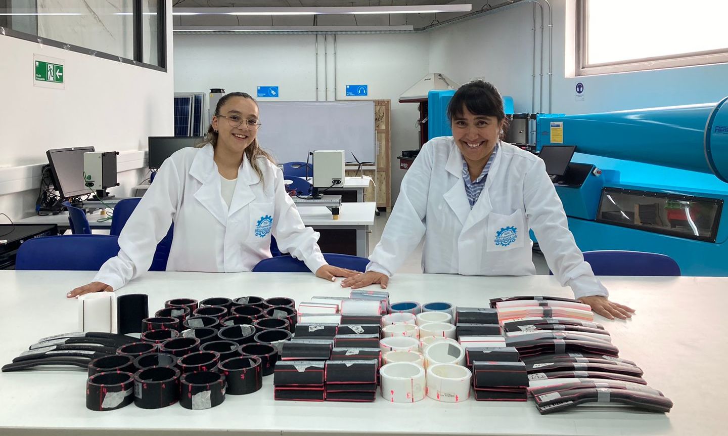 Innovador proyecto de ingeniería mecánica UAI desarrolla protocolo de calidad para tuberías de la salmonicultura