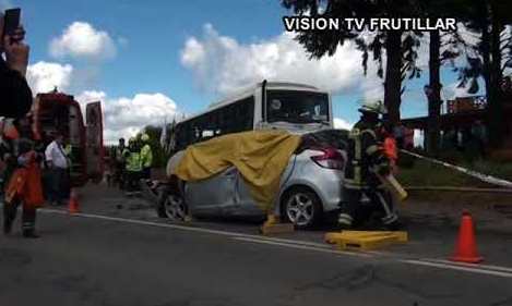 Dos víctimas fatales deja accidente de tránsito en Frutillar