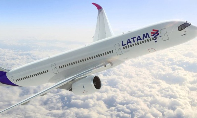 Eventual paralización de Sindicato de tripulantes de LATAM