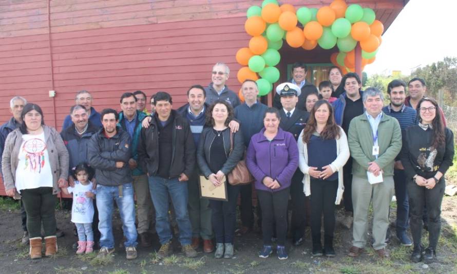 Sindicato El Coral de Queilen tiene energía eléctrica en su sede social gracias a paneles solares