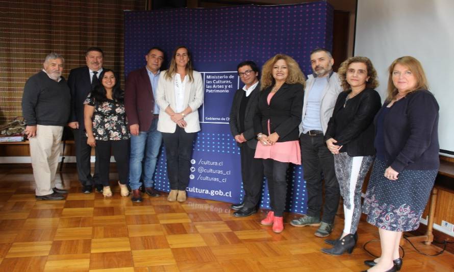 Consejo Regional de las Culturas, las Artes y el Patrimonio realiza sesión histórica con récord de postulaciones a evaluadores