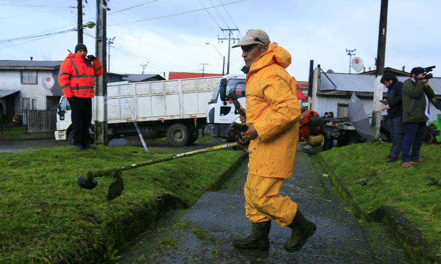 Con operativos de limpieza buscan fortalecer cuidado en barrios de Puerto Montt