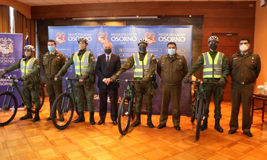 Carabineros recibió 8 nuevas bicicletas para reforzar rondas en Osorno