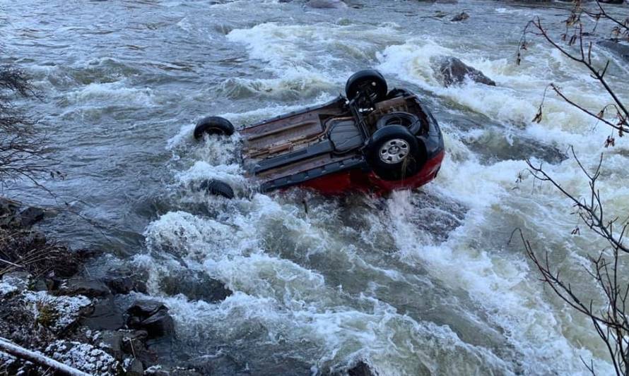 Accidente carretero deja 2 fallecidos y 2 desaparecidos en Aysén