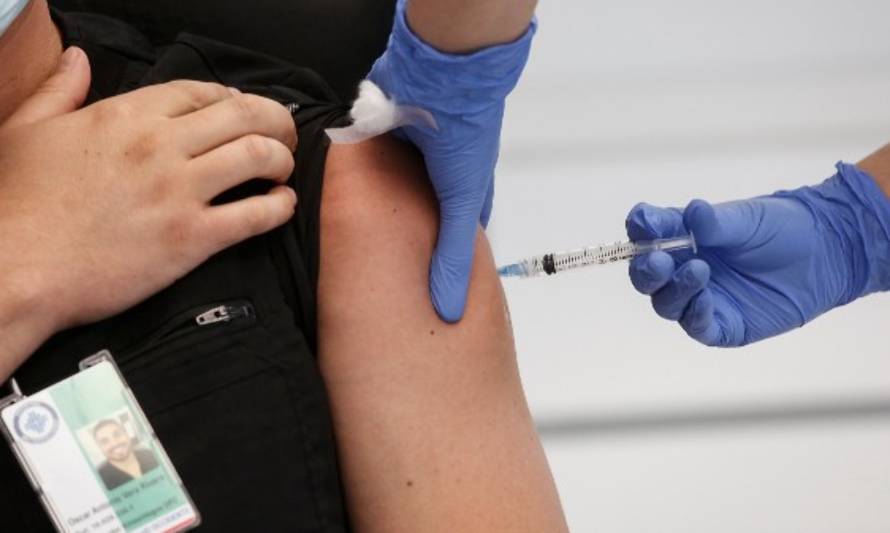 Balance: 128.287 personas ya se vacunaron contra el COVID-19 en el país