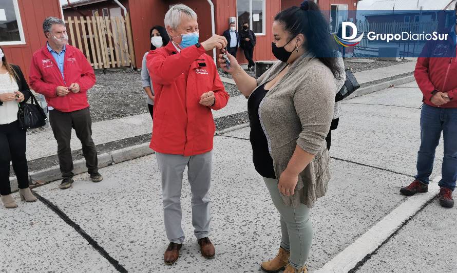 154 familias de Puerto Montt recibieron las llaves de sus viviendas