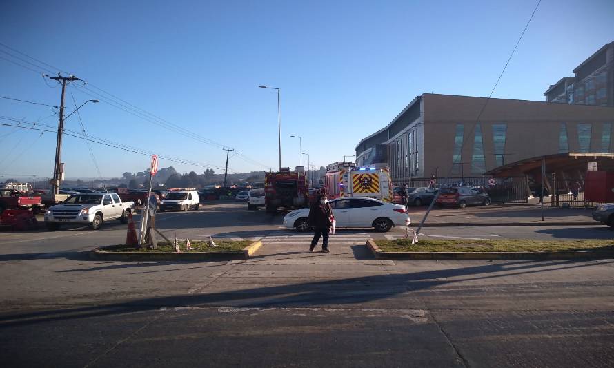 Fuerte olor a gas en hospital de Puerto Montt movilizó a bomberos