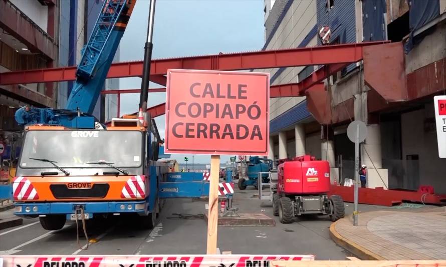 Avanza construcción de pasarelas que conectarán los mall 