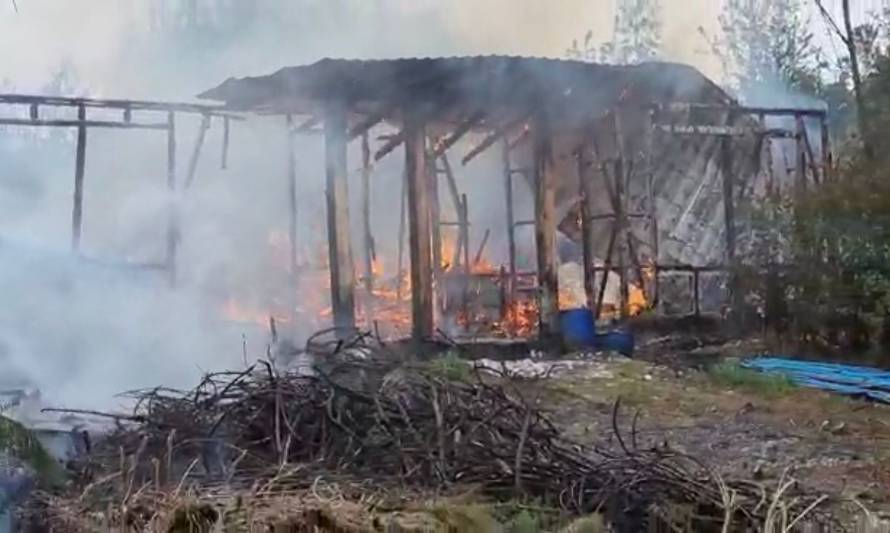 Bomberos se movilizó a dos incendios la mañana de este viernes