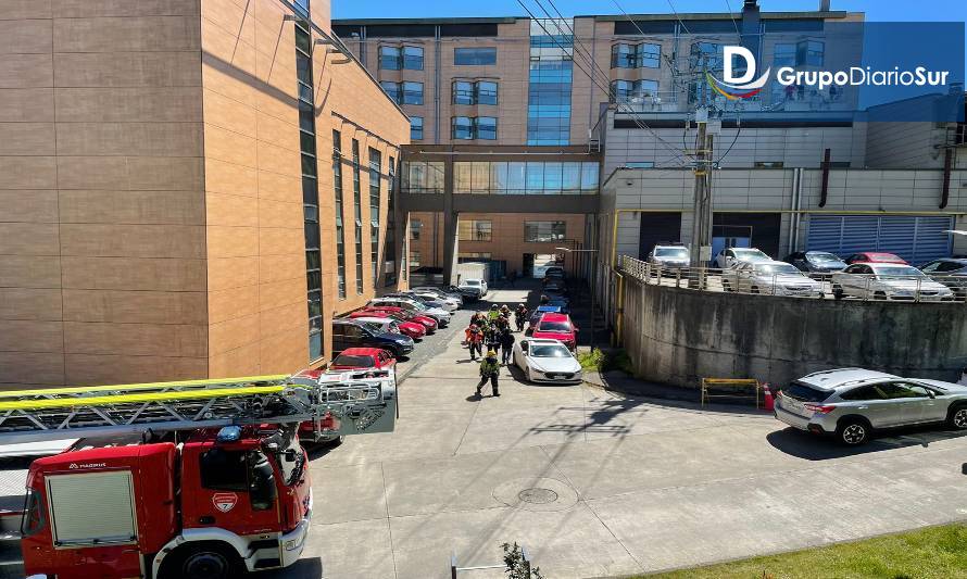 Bomberos desplegó tres equipos de trabajo