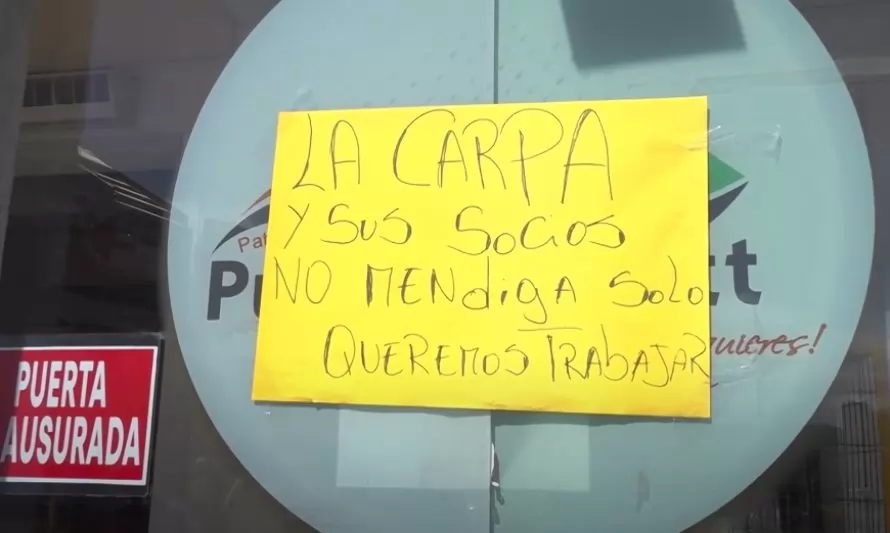 Así fue la protesta de los ambulantes en la Municipalidad de Puerto Montt