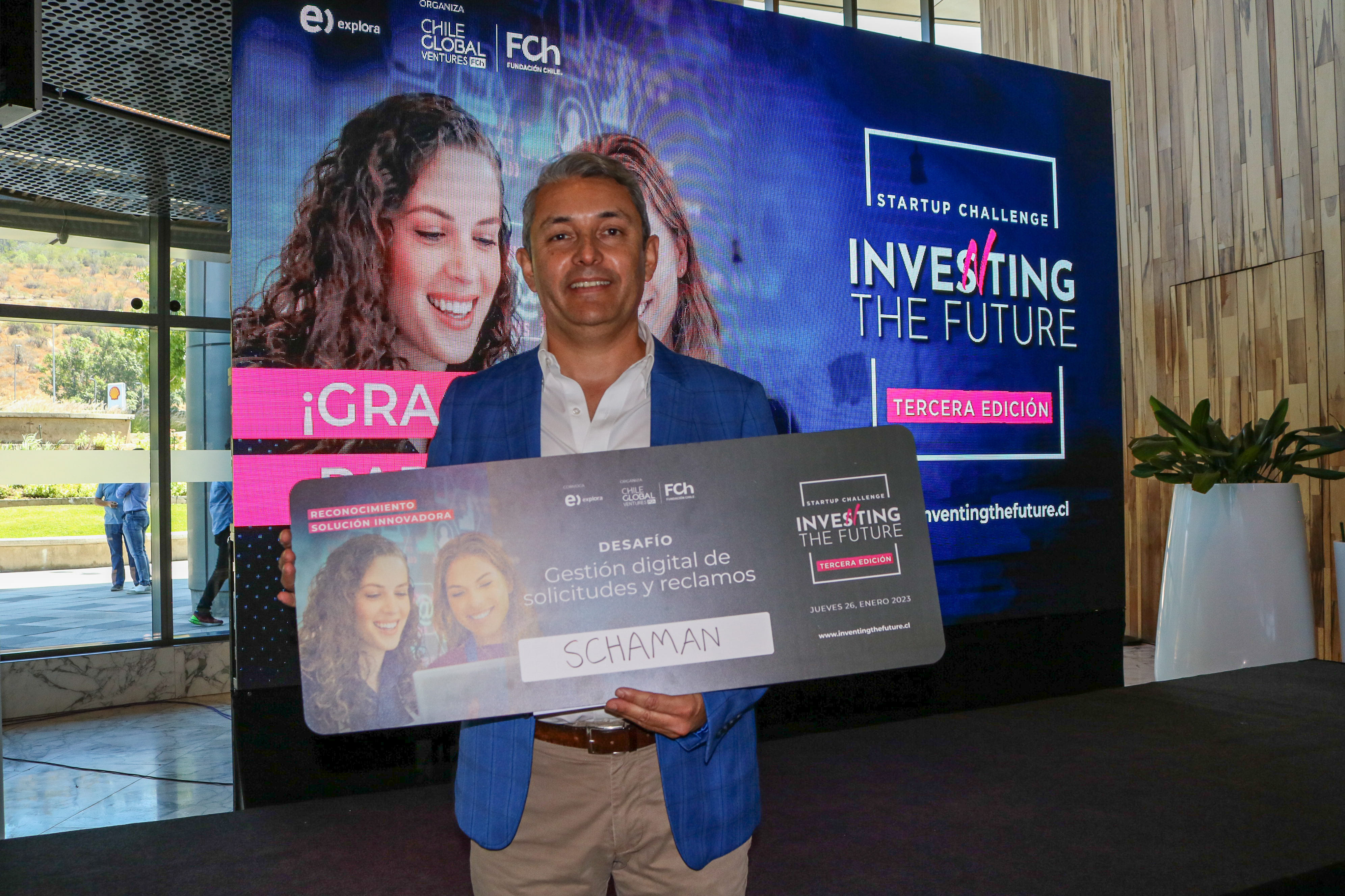 Entel y Fundación Chile premian la innovación: Soluciones para mejorar las necesidades de servicio y experiencia de consumidores ganan la tercera edición de “Inventing the Future”