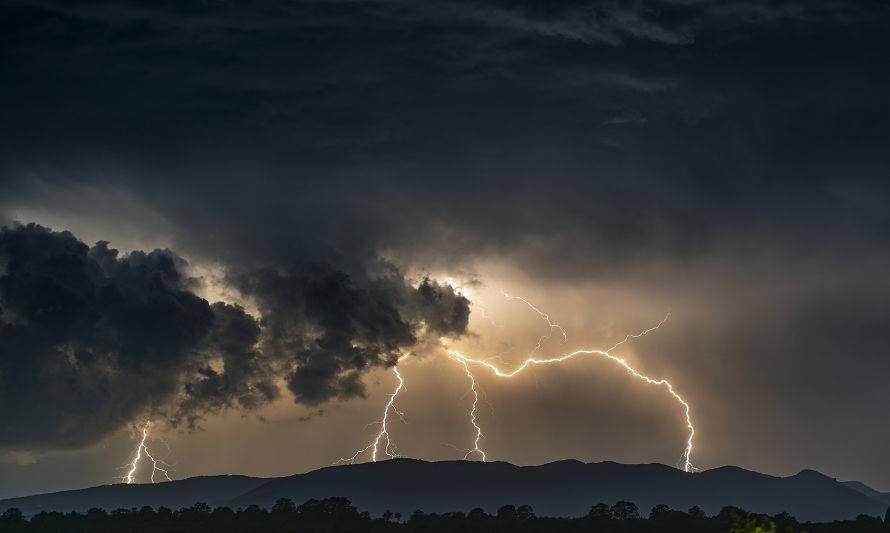 Tormentas eléctricas durante este lunes festivo: declaran nueva alerta temprana preventiva 