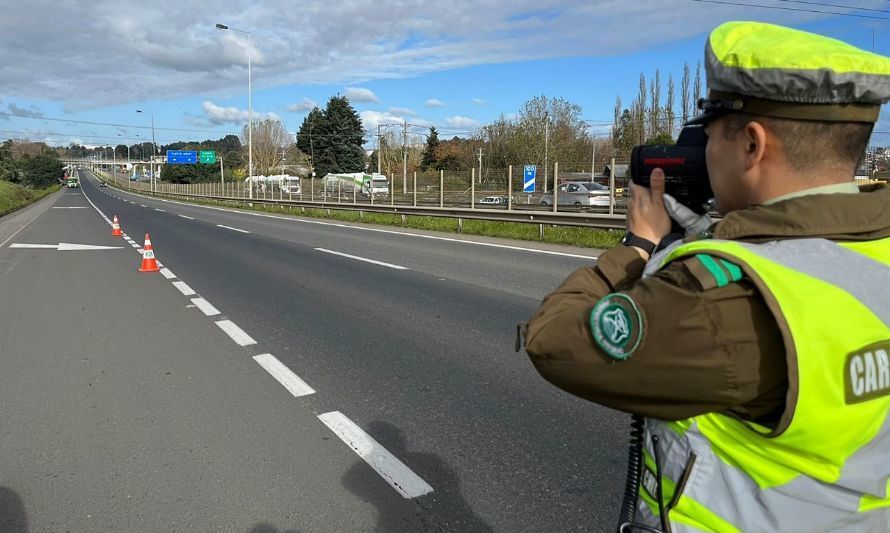 Carabineros llama a extremar medidas preventivas ante alza de víctimas fatales en accidentes viales