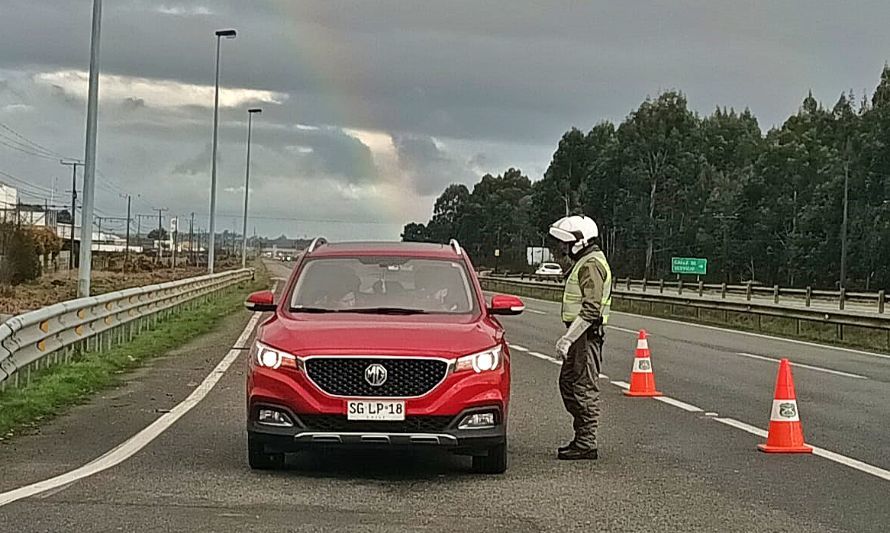 Carabineros hace positivo balance del fin de semana largo: bajan accidentes y suben controles