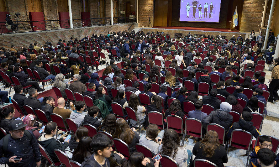 25% de los adolescentes hombres reenvía contenido sexual de terceros sin su consentimiento