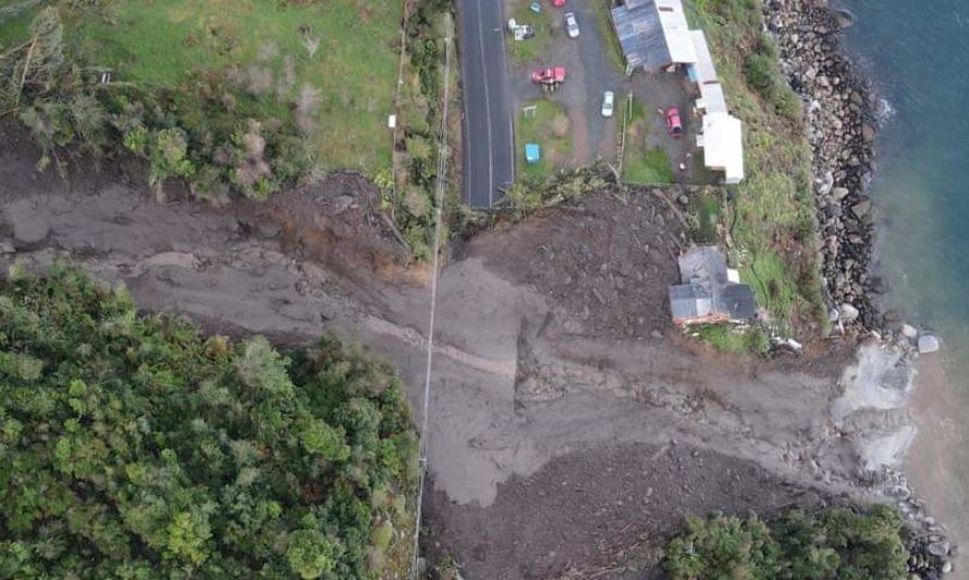 Solicitan subsidio aéreo para habitantes de Hualaihué por corte en la ruta 7