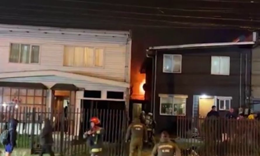 Incendio afectó cinco viviendas en villa las bandurrias de Puerto Montt