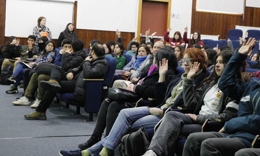 Más de 400 estudiantes de educación media visitaron la UACh para ampliar sus expectativas