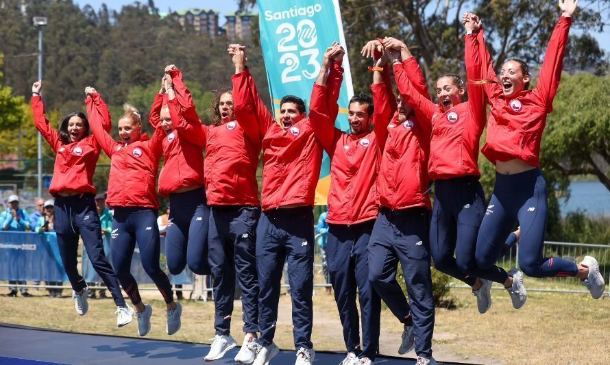 Puertomontinos colaboraron con 9 medallas en histórica presentación del remo chileno