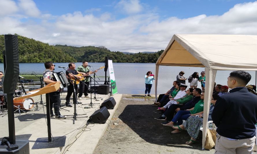 Entregan obras del balneareo Laguna Pastahue en Castro