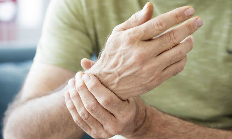 Osteoporosis: una patología silenciosa que está afectando al 22% de la población chilena