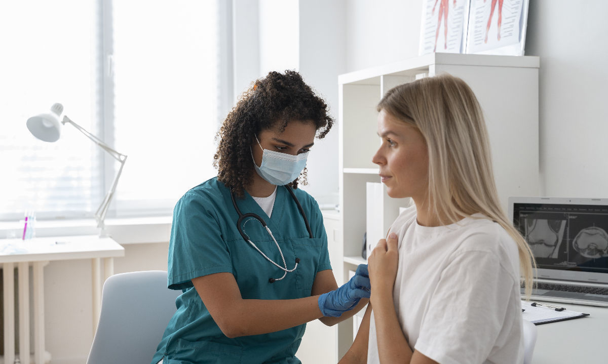 ¡Prioriza tu salud!: Los principales chequeos médicos que deben realizarse las mujeres 