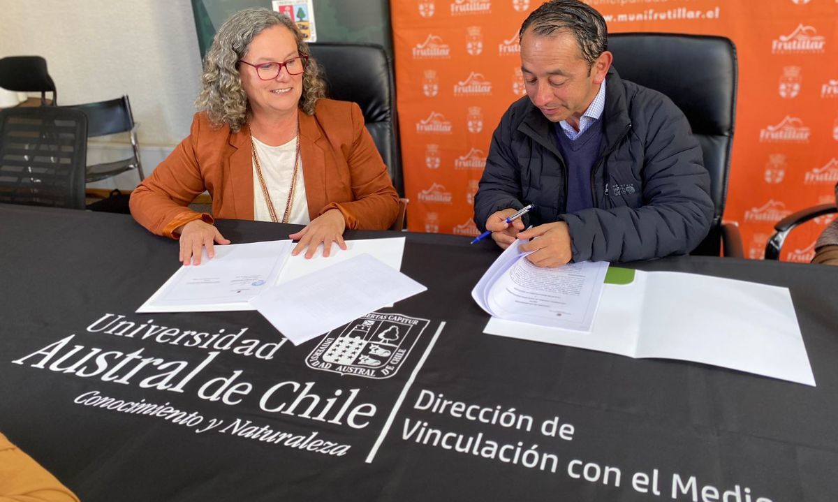 Municipalidad de Frutillar y UACh Sede Puerto Montt Firmaron convenio de Vinculación con el Medio