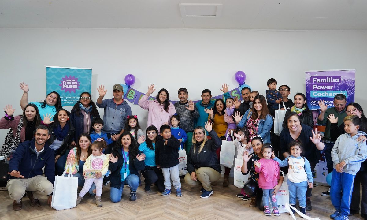 Lanzan programa que estimula a niños y empodera a las mujeres de Cochamó