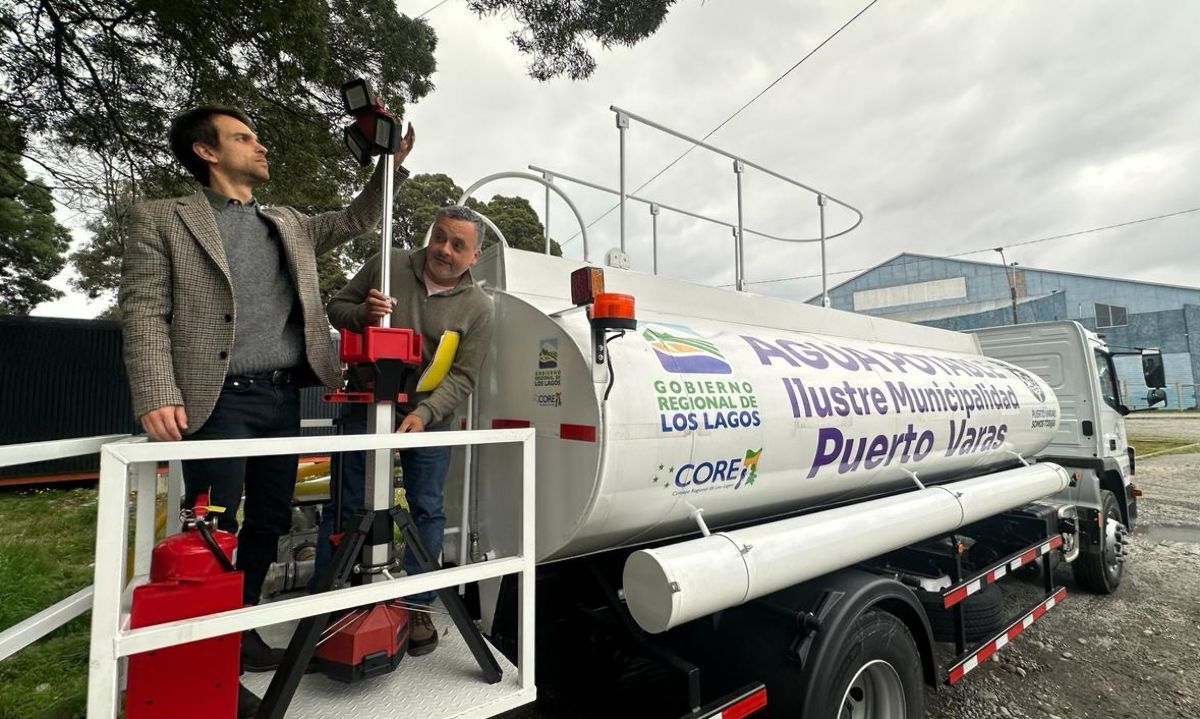 En Puerto Varas cerca de 700 familias de sectores periurbanos y rurales se verán beneficiadas con nuevo camión aljibe 