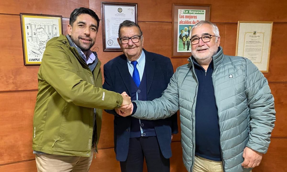 DC entrega su apoyo a la candidatura de Rabindranath Quinteros
