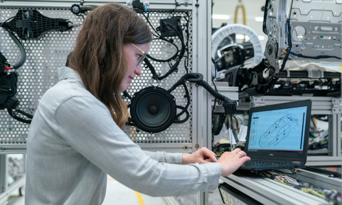 Corfo Entregará 1.692 Becas De Especialización En Sostenibilidad Y Tecnologías De La Información