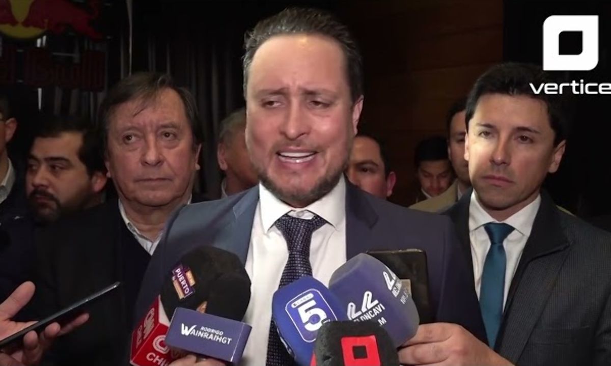 Rodrigo Wainraihgt oficializó su candidatura a la alcaldía de Puerto Montt
