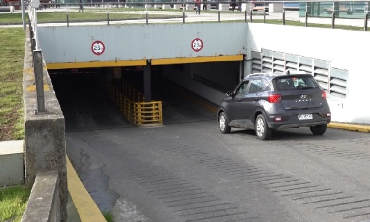 Sostienen reunión con subsecretario para las FFAA por situación de estacionamientos subterráneos en Puerto Montt