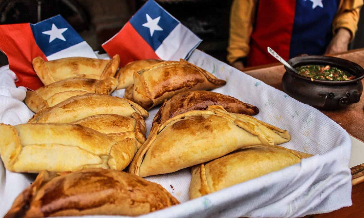 En la mira de la mejor empanada de pino puertomontina