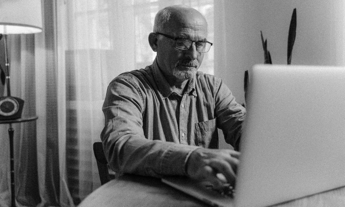 El 66% de las personas mayores se ha sentido presionado por adoptar nuevas tecnologías
