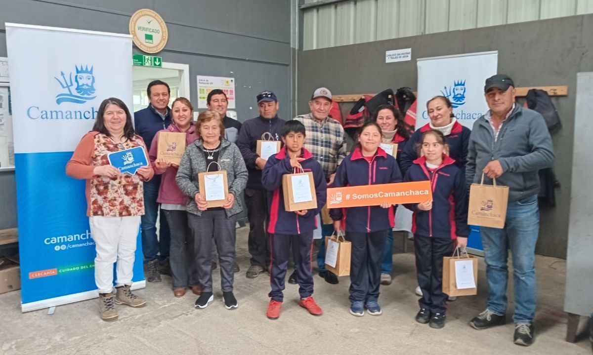 Camanchaca conmemoró el Día del Mejillón Chileno junto a colaboradores y vecinos de Chiloé