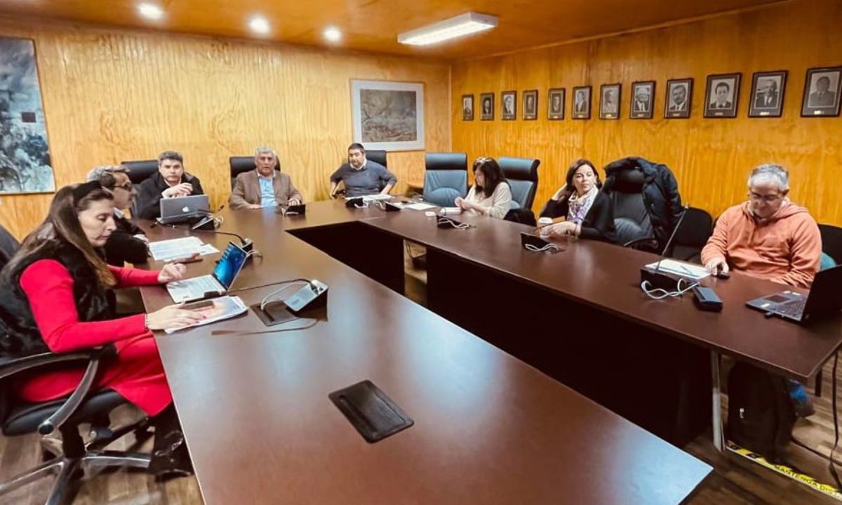 Partió desarrollo de agenda de trabajo con todos los alcaldes y sus equipos técnicos por traspaso de los servicios educativos al SLEP Chiloé