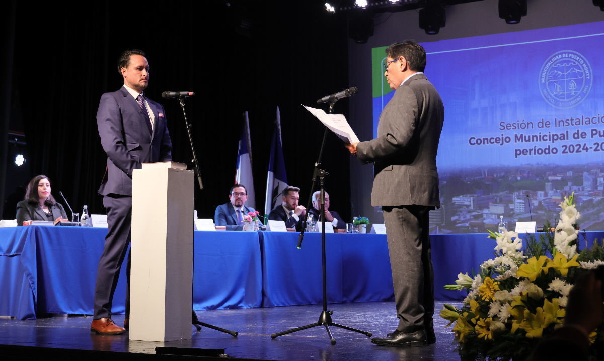 Rodrigo Wainraight asume como alcalde de Puerto Montt con enfoque en desarrollo y trabajo en equipo
