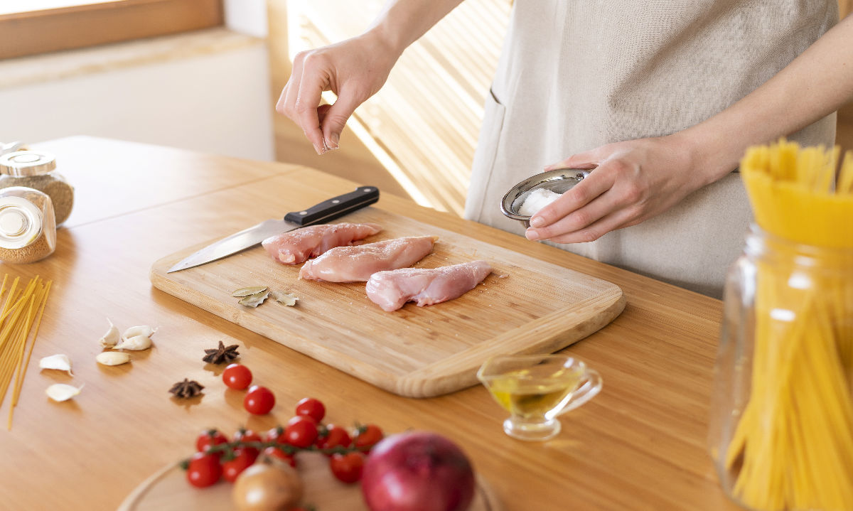 Inocuidad de los alimentos: claves para que las fiestas de fin de año no dañen nuestra salud