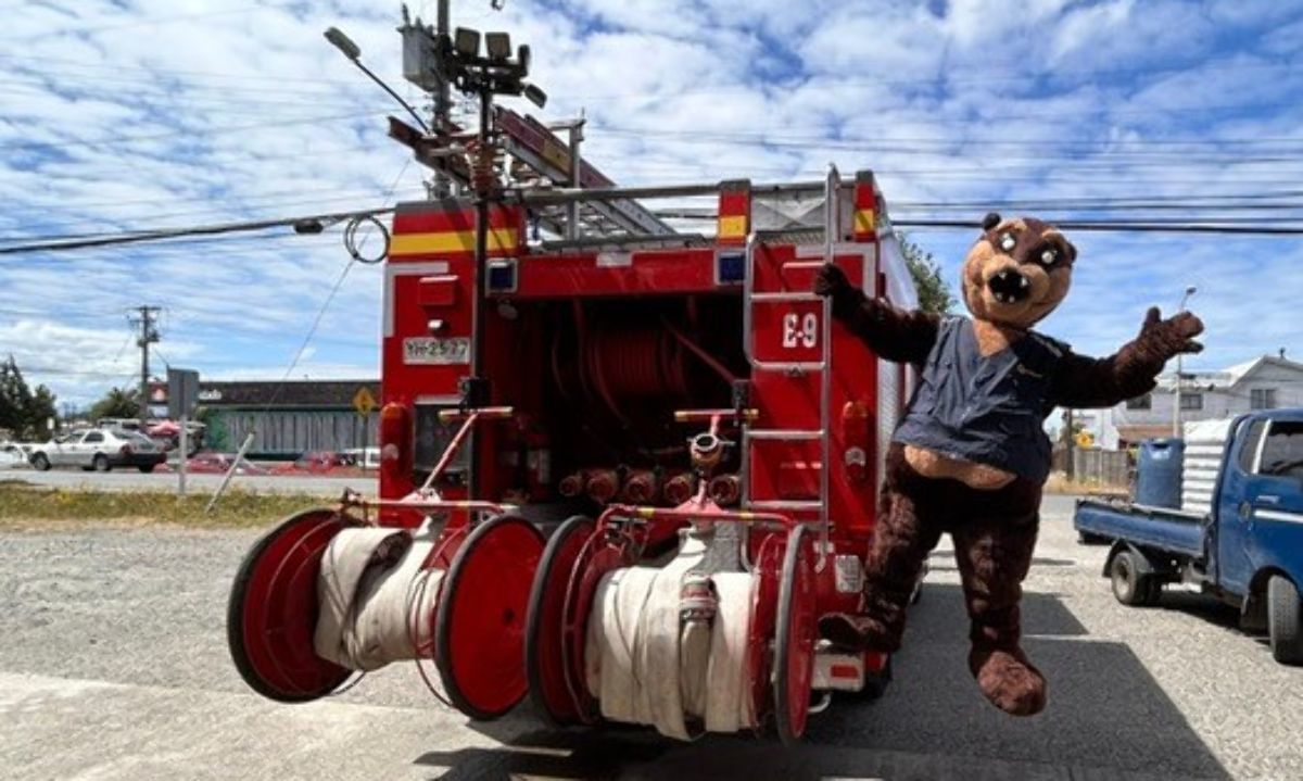 Sernapesca dona vehículos incautados a Bomberos de la comuna de Puerto Montt
