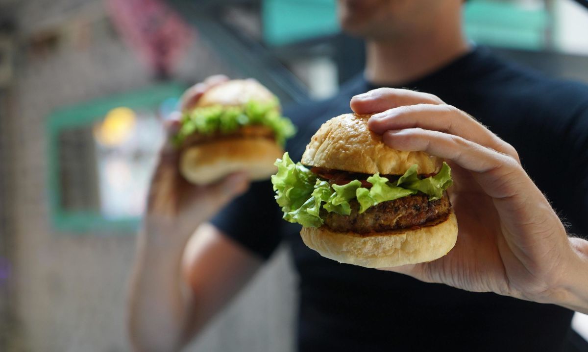 Salirse de la dieta en vacaciones: ¿Es saludable postergar los hábitos?