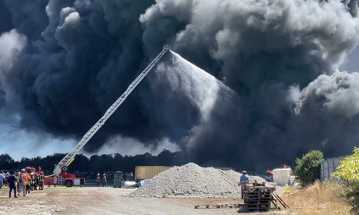 Bomberos advierte sobre la falta de información en empresas ante emergencias