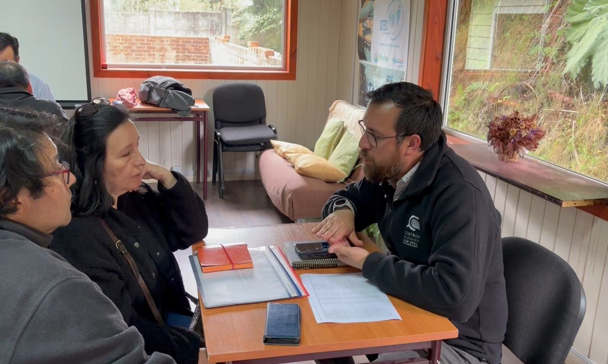 Inician catastro de afectados por incendio de locales en Ancud