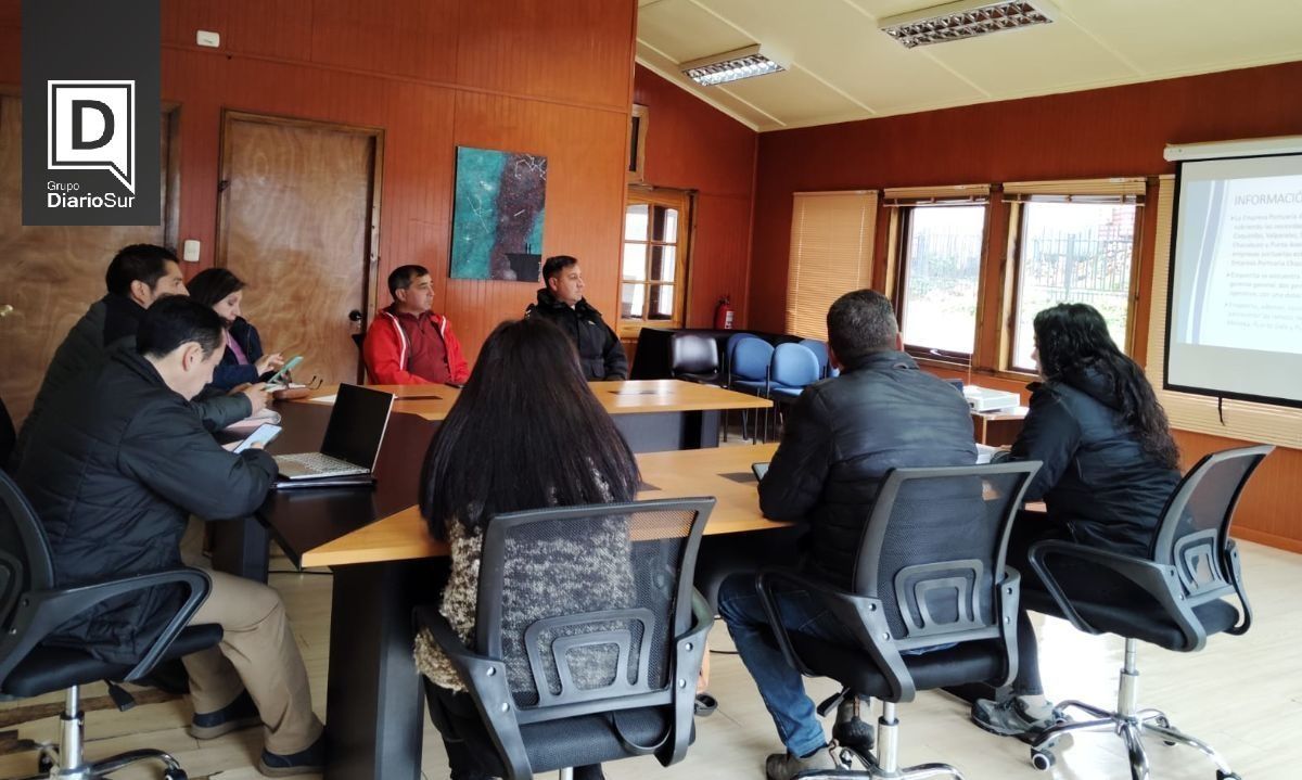 Comunidad organizada de Melinka conoce acciones del Plan de Sostenibilidad de Emporcha
