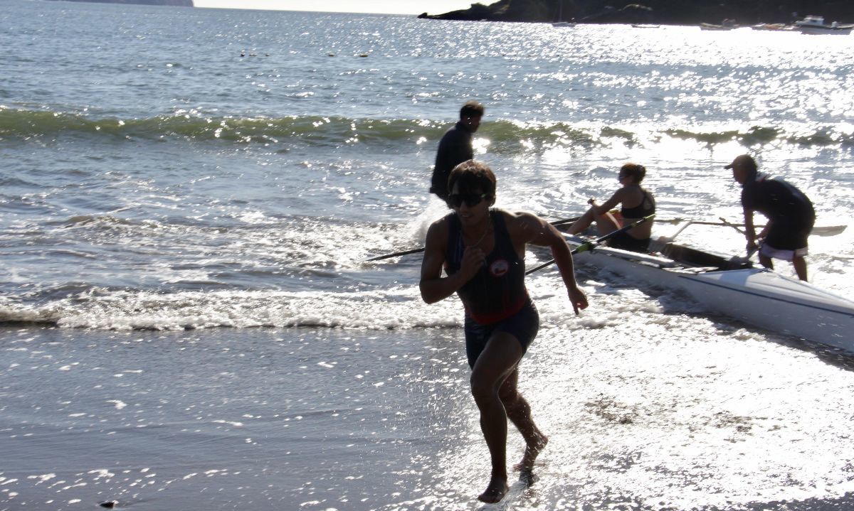 Eber Sanhueza apuesta por el remo coastal con miras a Los Ángeles 2028