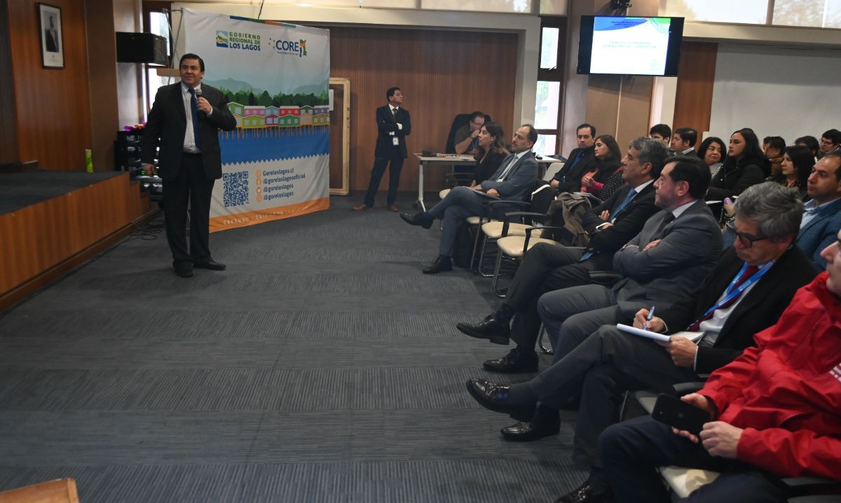 Contraloría capacita a funcionarios del Gobierno Regional en probidad y rendición de cuentas