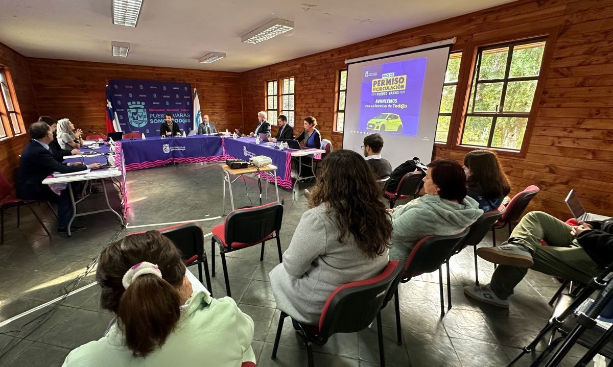 Concejo Municipal de Puerto Varas sesiona por primera vez en Nueva Braunau