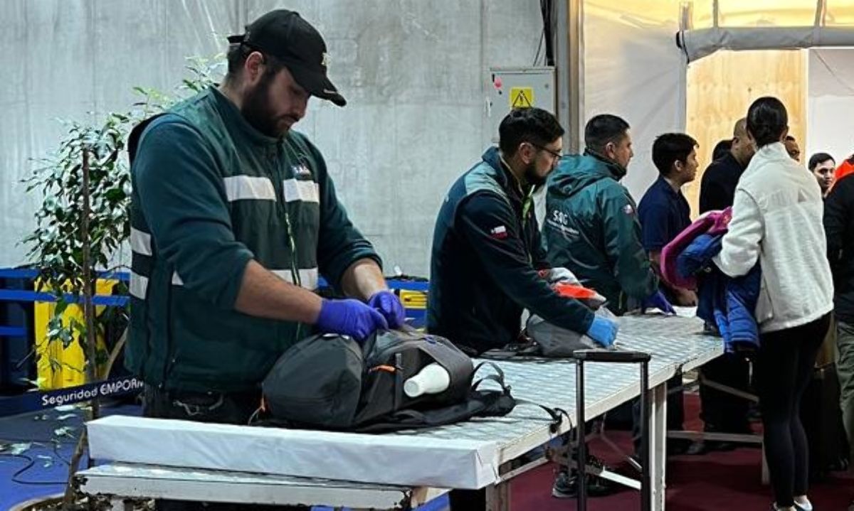 SAG Los Lagos concluye temporada de inspección en cruceros con más de 150 kilos de productos interceptados